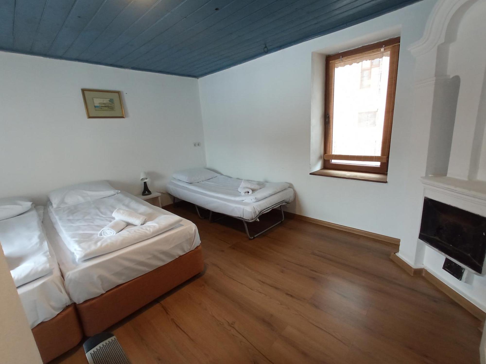 Guest House Art Eco Land Ganchovets Ngoại thất bức ảnh