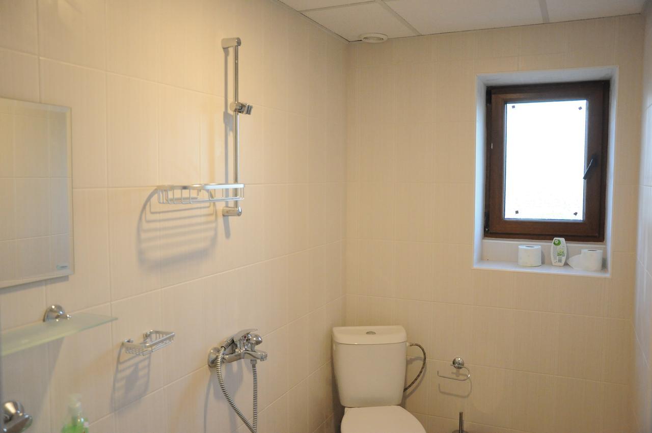 Guest House Art Eco Land Ganchovets Ngoại thất bức ảnh